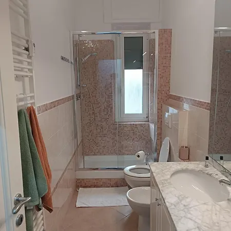 La Casa Di Samu - Intero 2 Servizi