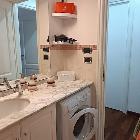 La Casa Di Samu - Intero 2 Servizi *